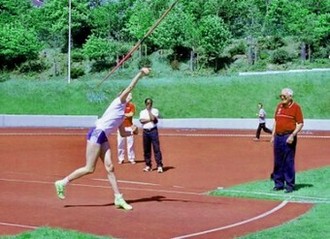 Im Speerwurf war Anke Wegener vom LAVBayer Uerdingen mit 43,35m die Beste